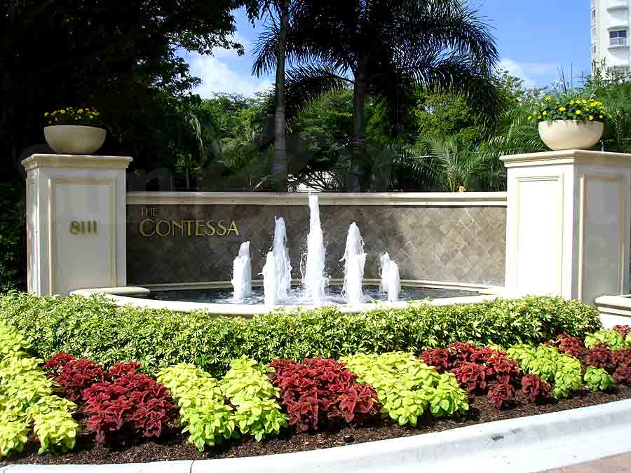 Contessa Fountain